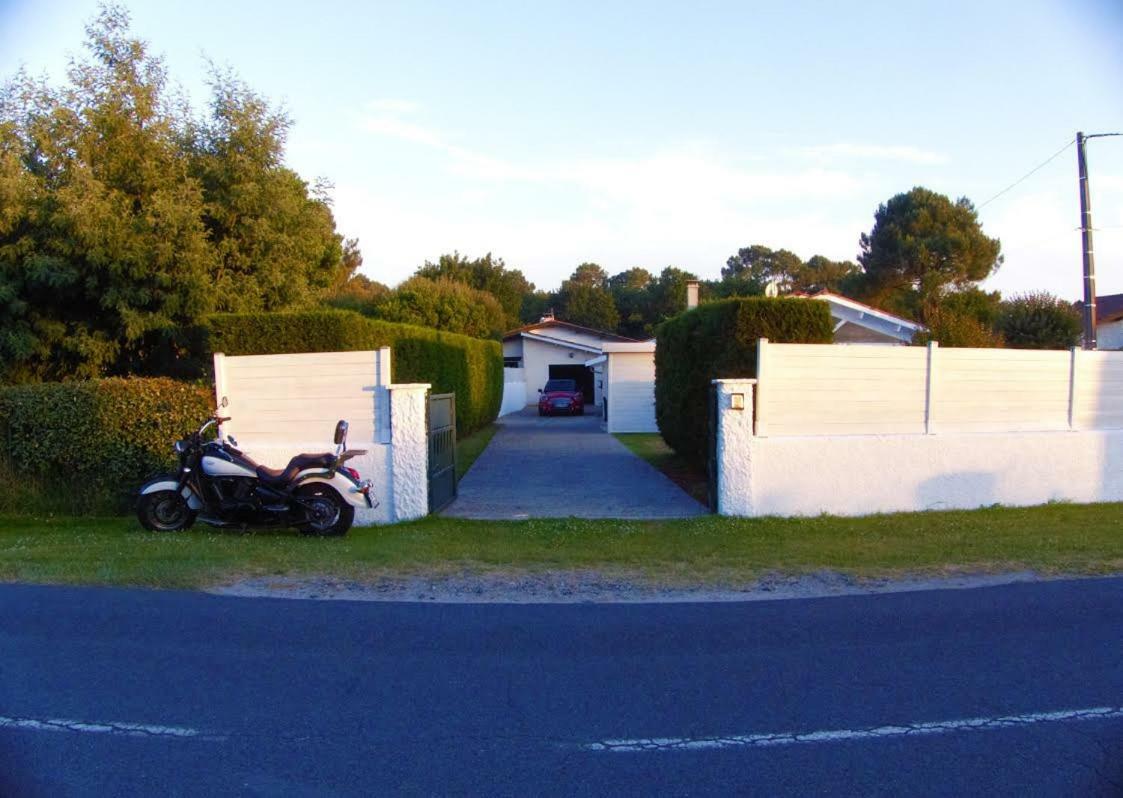 Vila Plaisirs De Lege Exteriér fotografie